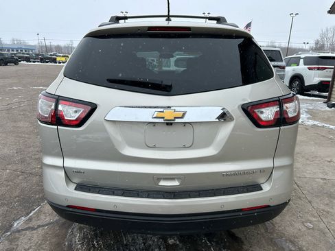 Used 2015 Chevrolet Traverse LT image 6