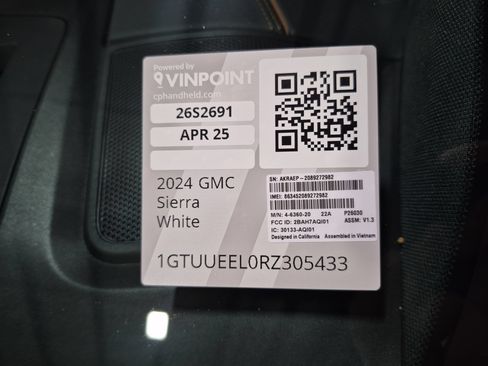 Certified 2024 GMC Sierra 1500 AT4 w/ Technology Package AWD/4WD image 35