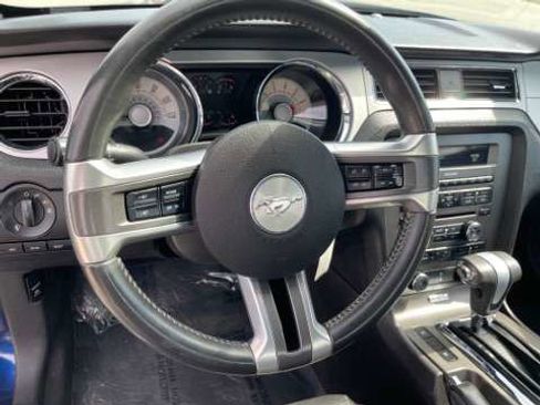 Used 2010 Ford Mustang Coupe RWD image 58