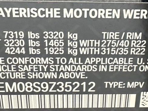 Certified 2025 BMW X7 M60i image 35