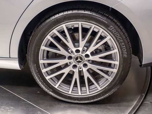 Certified 2025 Mercedes-Benz CLA 250 image 9