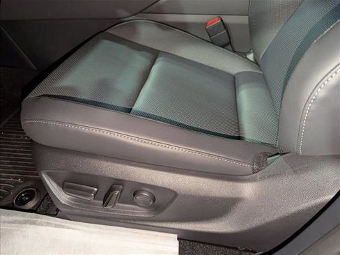 New 2026 Toyota Crown XLE image 4