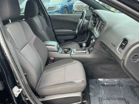 Used 2022 Dodge Charger SXT w/ Blacktop Package RWD image 19