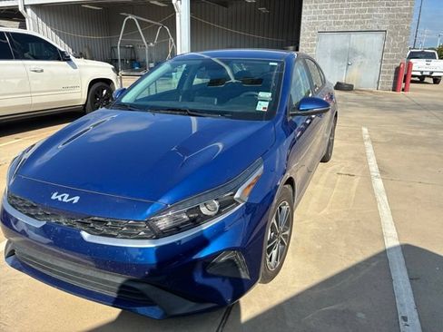 Used 2024 Kia Forte LXS w/ LXS Technology Package FWD image 1