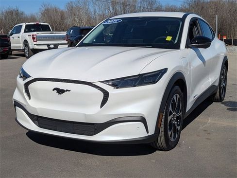 Used 2025 Ford Mustang Mach-E Select image 7