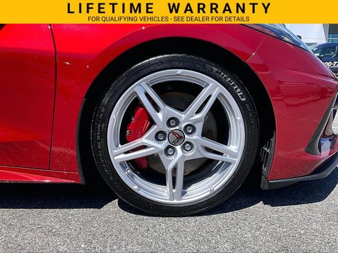 Used 2021 Chevrolet Corvette Stingray Premium Cpe w/ Z51 Performance Package RWD image 9