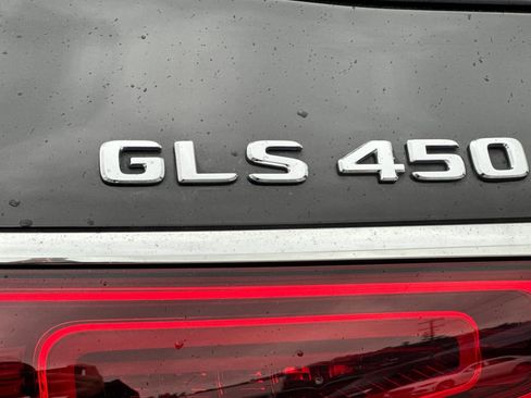 Used 2021 Mercedes-Benz GLS 450 4MATIC image 24