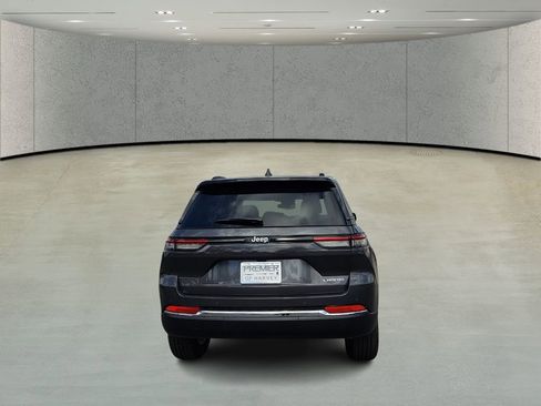 New 2026 Jeep Grand Cherokee Laredo X image 6