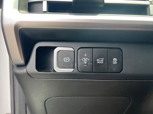 Used 2024 Hyundai Santa Fe SEL AWD/4WD image 10