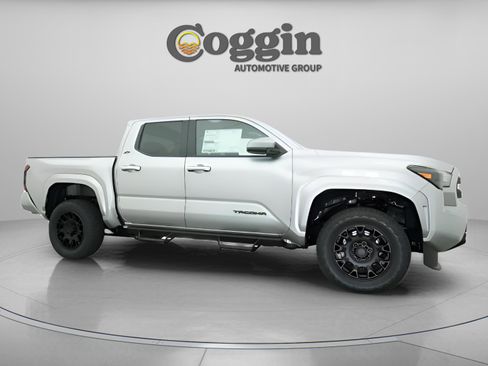 New 2026 Toyota Tacoma SR5 AWD/4WD image 24