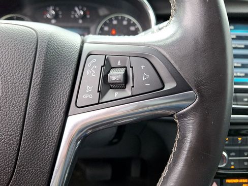 Used 2019 Buick Encore Preferred FWD image 18