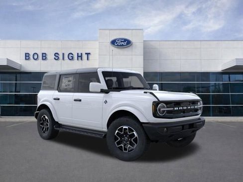 New 2026 Ford Bronco Outer Banks AWD/4WD image 10