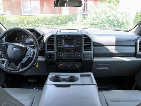Used 2017 Ford F450 XL w/ Power Equipment Group RWD image 26