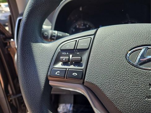 Used 2020 Hyundai Tucson Value FWD image 19