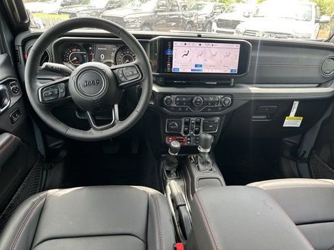 New 2026 Jeep Wrangler Unlimited Rubicon AWD/4WD image 19