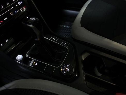 New 2026 Volkswagen Taos SE AWD/4WD image 8