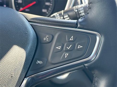 Used 2021 Chevrolet Equinox LT image 20