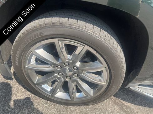 Used 2016 Chevrolet Suburban LTZ AWD/4WD image 28