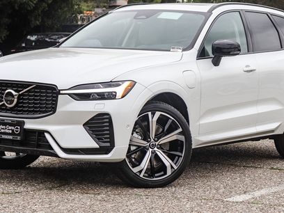 New 2025 Volvo XC60 T8 Ultra w/ Protection Package Premier