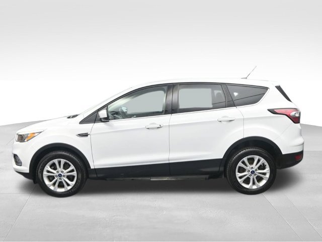 Used 2017 Ford Escape SE AWD/4WD image 4
