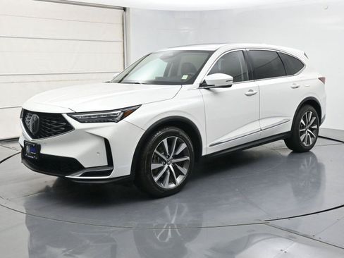 Used 2025 Acura MDX SH-AWD w/ Technology Package image 1