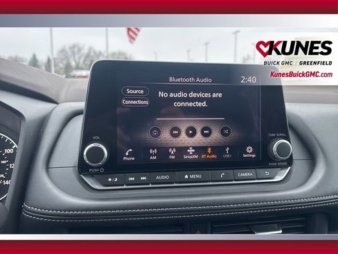 Used 2023 Nissan Rogue S image 26