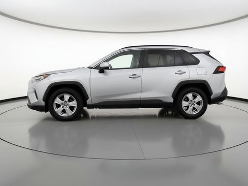 Used 2025 Toyota RAV4 XLE w/ Convenience Package image 5