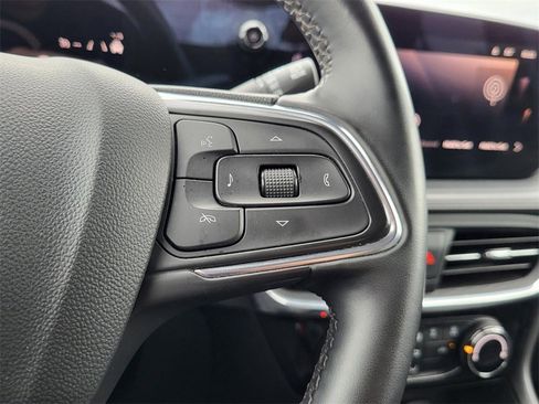 Used 2024 Buick Encore GX Sport Touring image 23