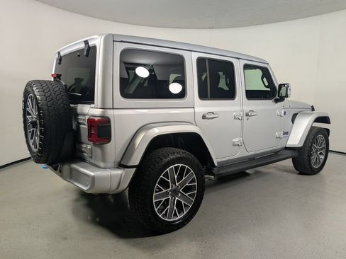 Used 2024 Jeep Wrangler High Altitude AWD/4WD image 8