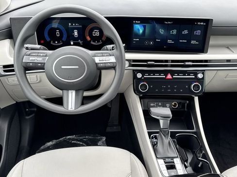 New 2026 Hyundai Tucson SEL image 16