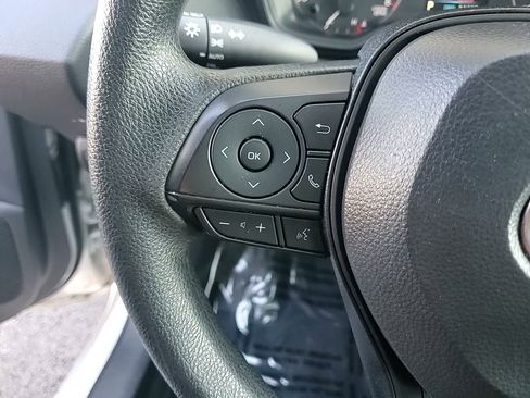 Used 2024 Toyota Corolla LE image 21