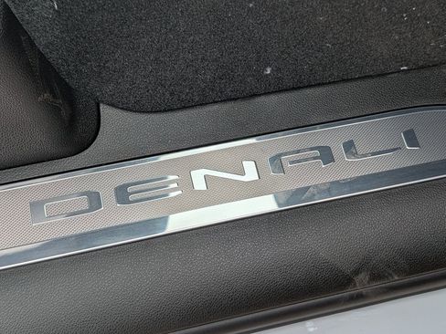 New 2026 GMC Sierra 1500 Denali w/ Denali Reserve Package AWD/4WD image 27