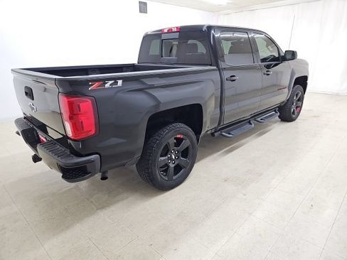 Used 2018 Chevrolet Silverado 1500 LTZ Z71 w/ Redline Edition AWD/4WD image 14