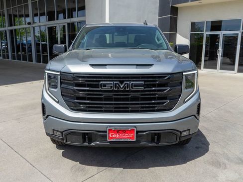 New 2026 GMC Sierra 1500 Elevation w/ Preferred Package AWD/4WD image 2