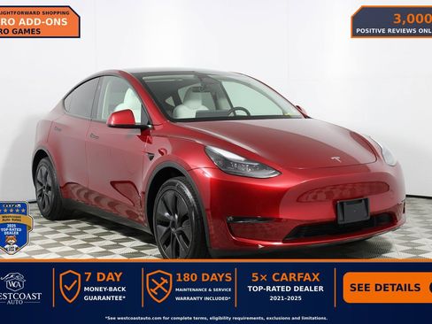 Used 2024 Tesla Model Y Long Range AWD/4WD image 1