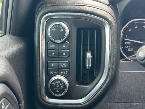 Used 2019 GMC Sierra 1500 AT4 w/ AT4 Premium Package AWD/4WD image 22