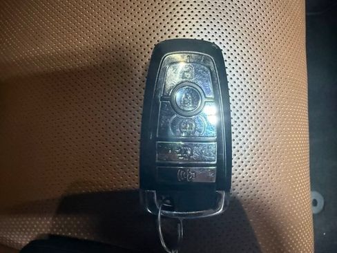 Used 2022 Lincoln Aviator Reserve w/ Equipment Group 201A AWD/4WD image 59
