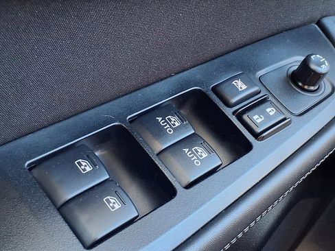 Used 2018 Subaru Legacy 2.5i Premium w/ Moonroof Package image 10