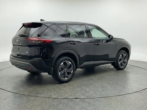 Used 2025 Nissan Rogue SV FWD image 9