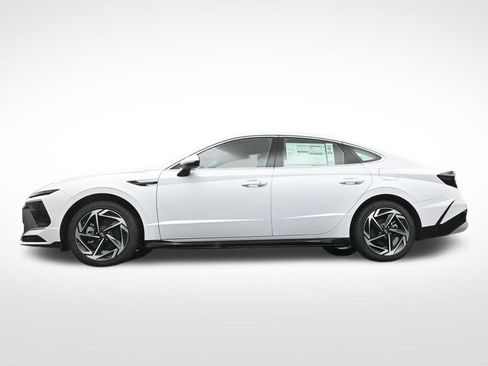 New 2026 Hyundai Sonata SEL FWD image 12