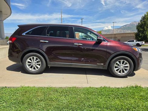 Used 2016 Kia Sorento LX AWD/4WD image 4