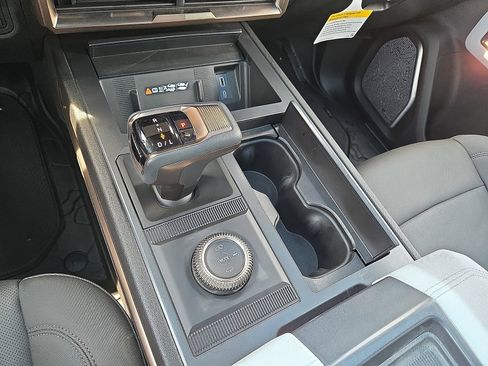 Used 2024 GMC Hummer EV 3X w/ Omega Edition AWD/4WD image 31