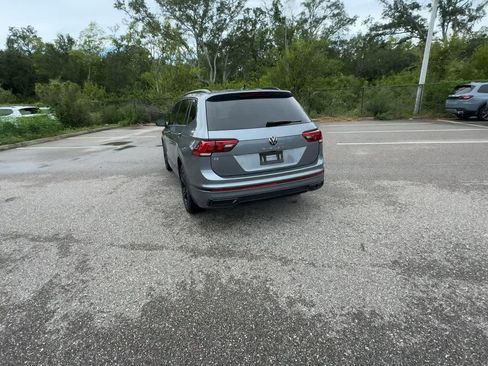 Used 2024 Volkswagen Tiguan SE R-Line FWD image 6