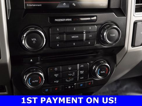 Used 2015 Ford F150 Lariat image 31