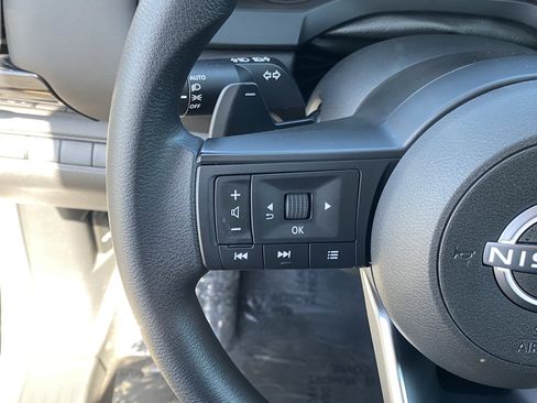 Used 2025 Nissan Pathfinder S w/ Cargo Package image 26