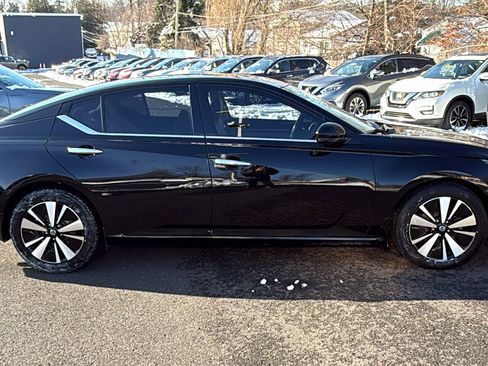 Certified 2020 Nissan Altima 2.5 SV image 26