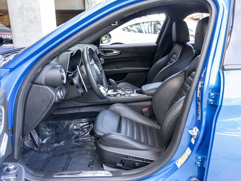 Used 2022 Alfa Romeo Giulia Quadrifoglio w/ Active Assist Plus Package RWD image 33