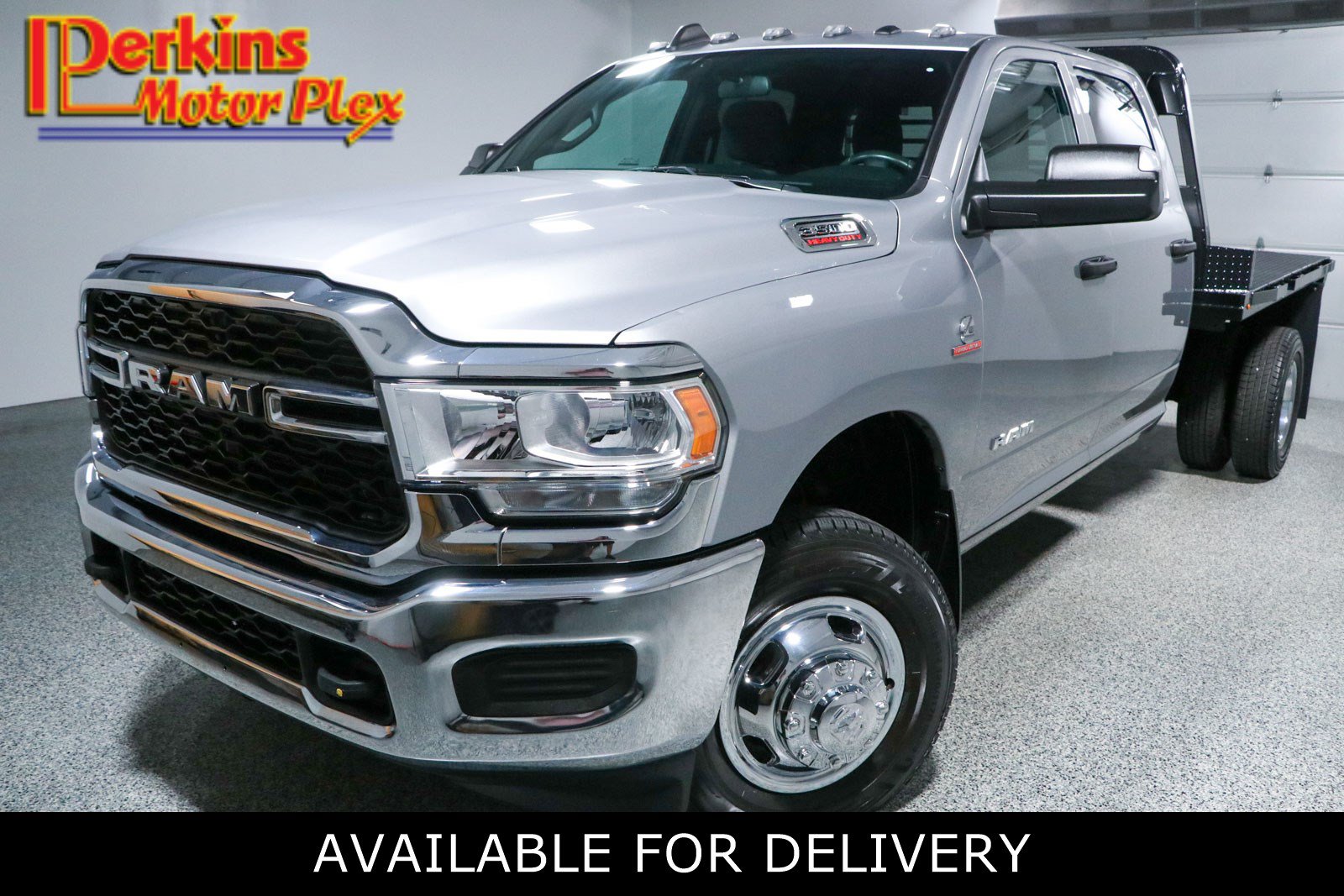 Used 2022 RAM 3500 Tradesman AWD/4WD image 1