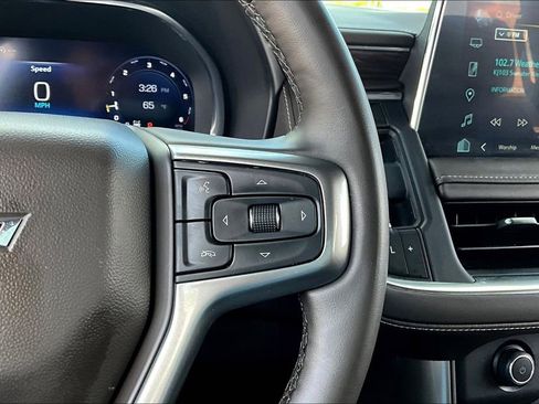 Used 2024 Chevrolet Tahoe Z71 w/ Z71 Off-Road Package AWD/4WD image 20