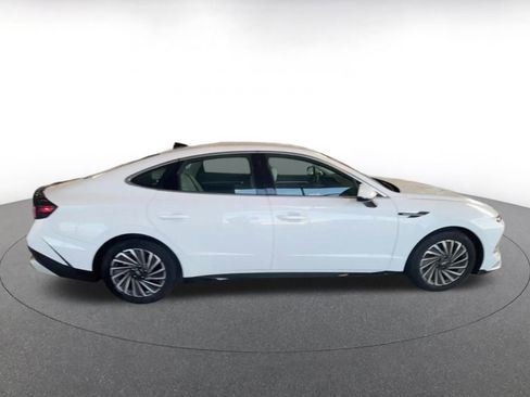 Used 2025 Hyundai Sonata SEL image 16